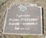 Anton Nielsen's familiegravsted.JPG